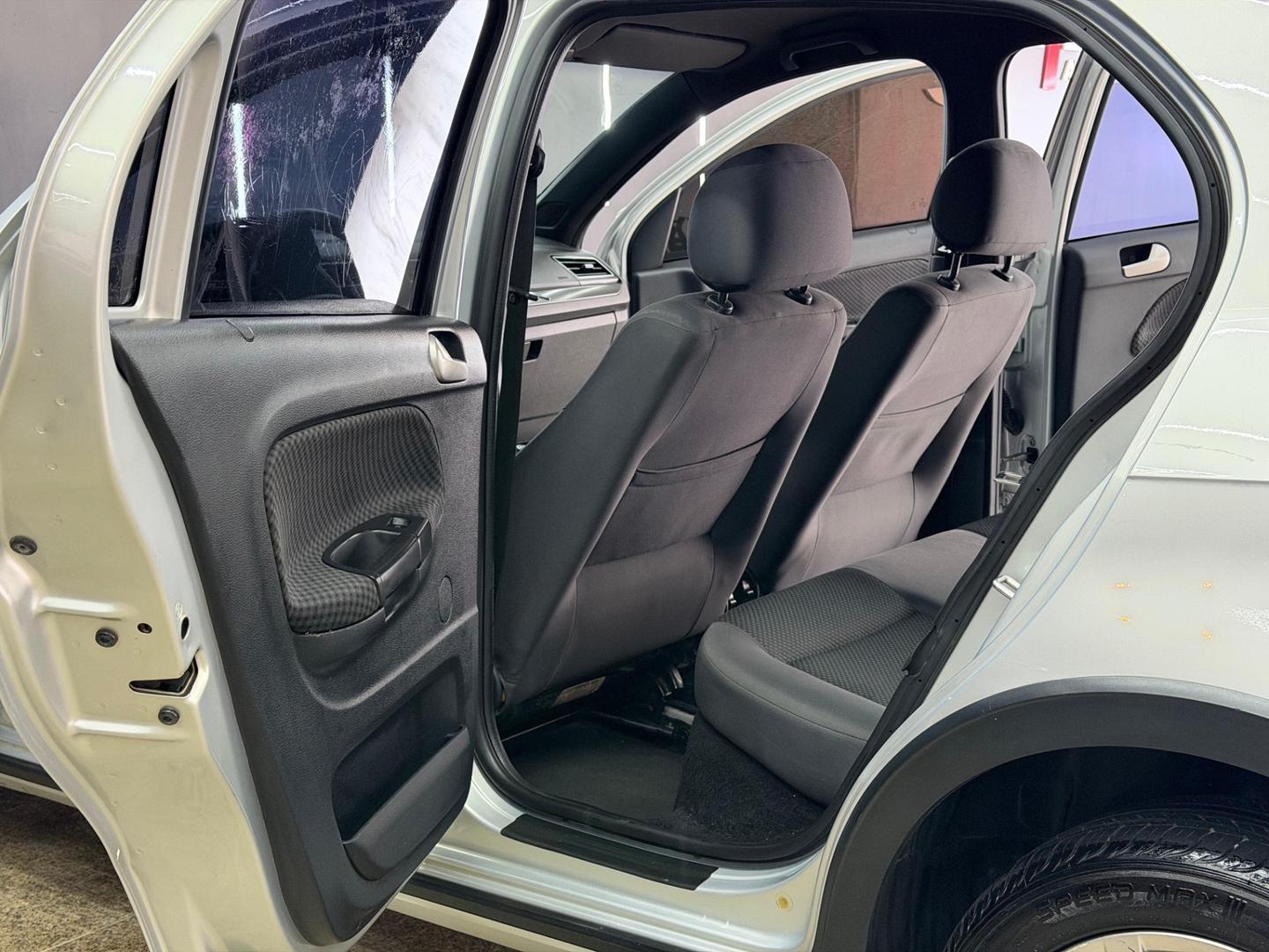 Volkswagen NOVO 25