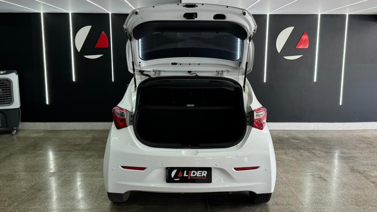 Hyundai HB20 12