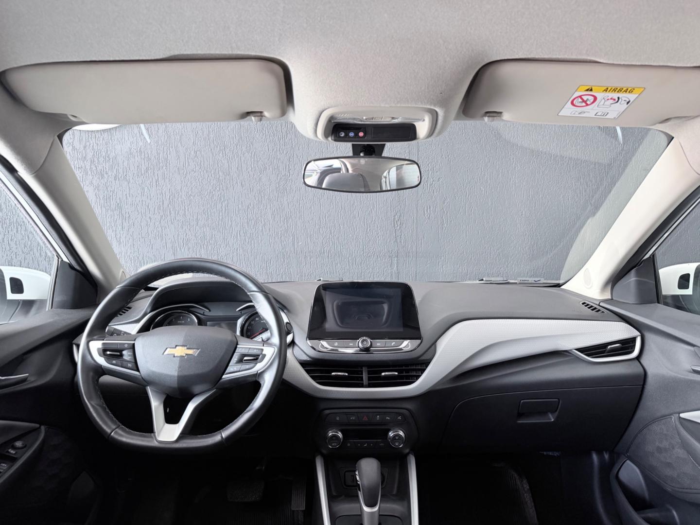 Chevrolet ONIX 17