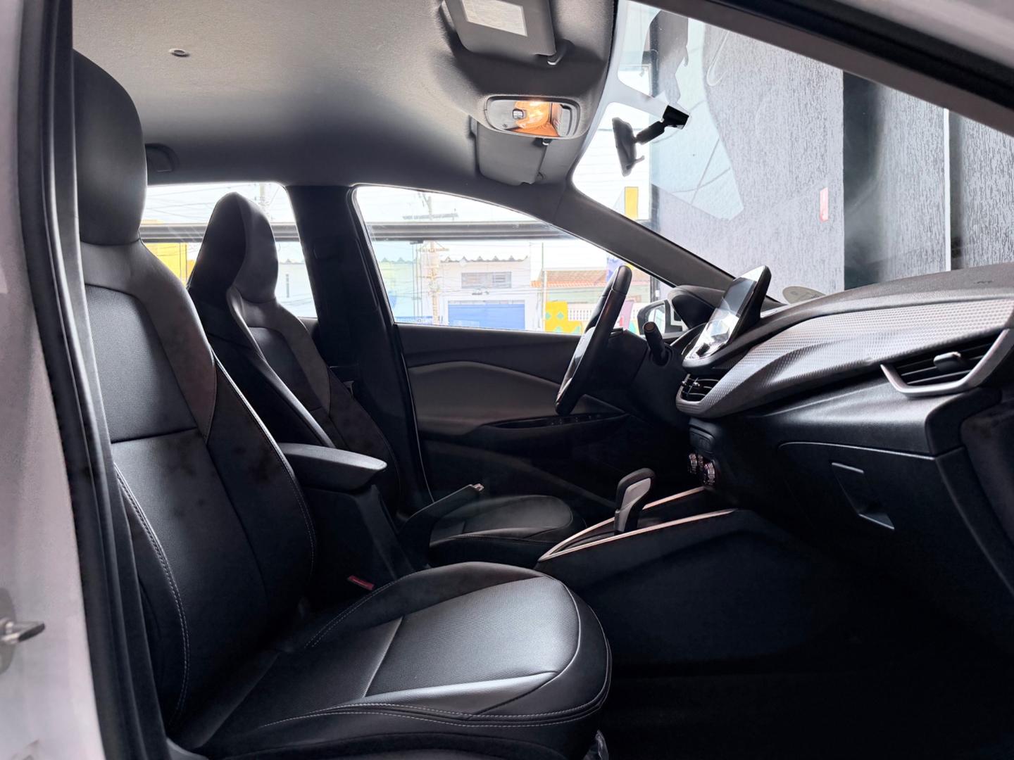 Chevrolet ONIX 20