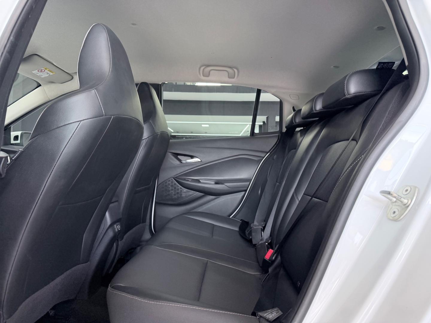 Chevrolet ONIX 21