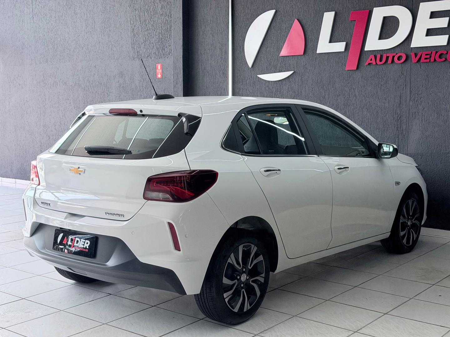 Chevrolet ONIX 7