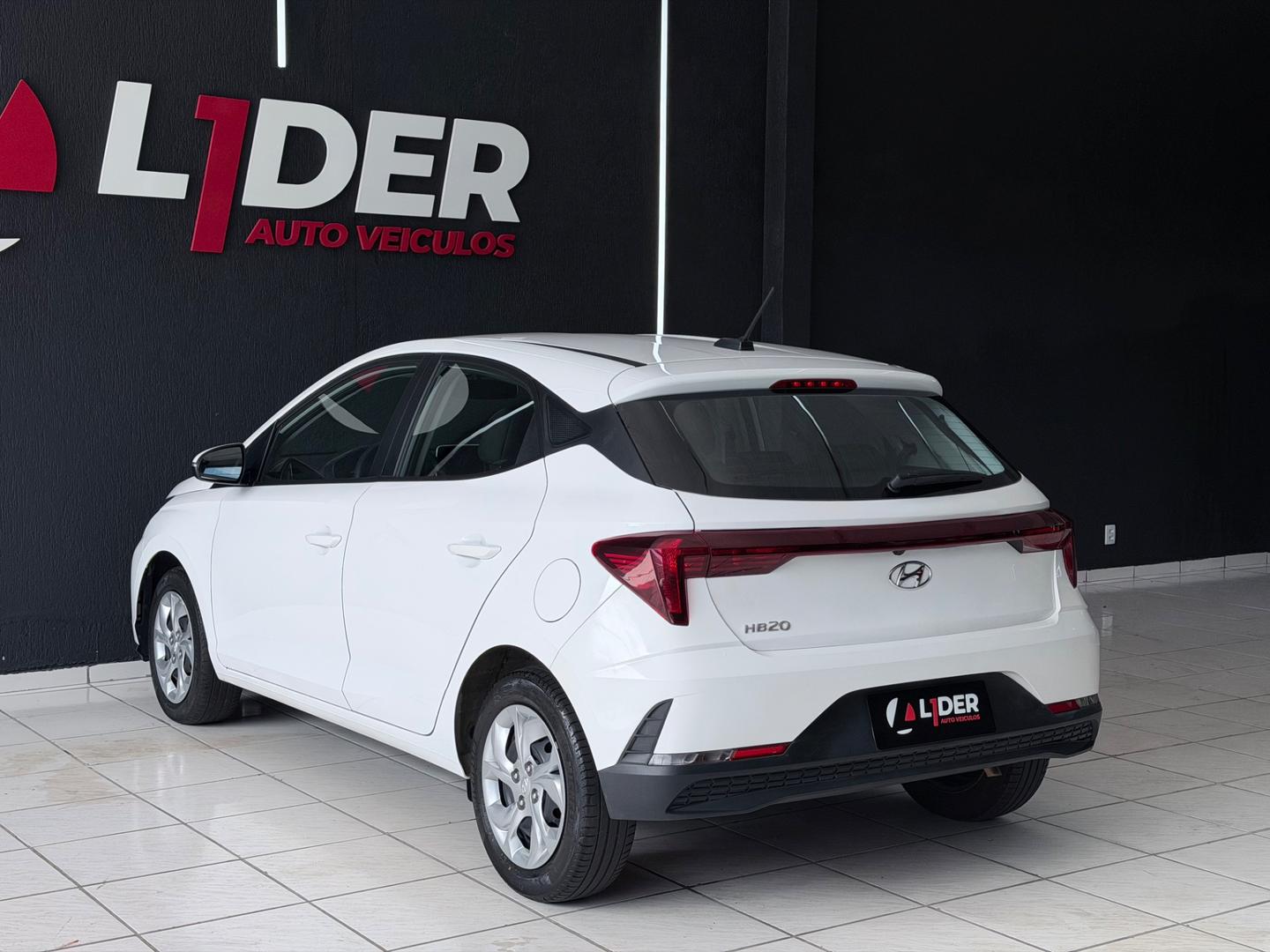 Hyundai HB20 9