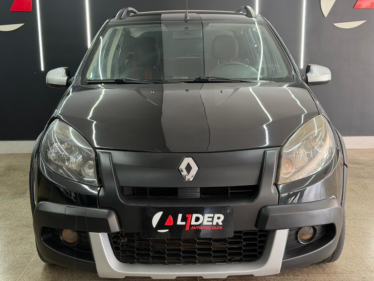 Renault SANDERO 15