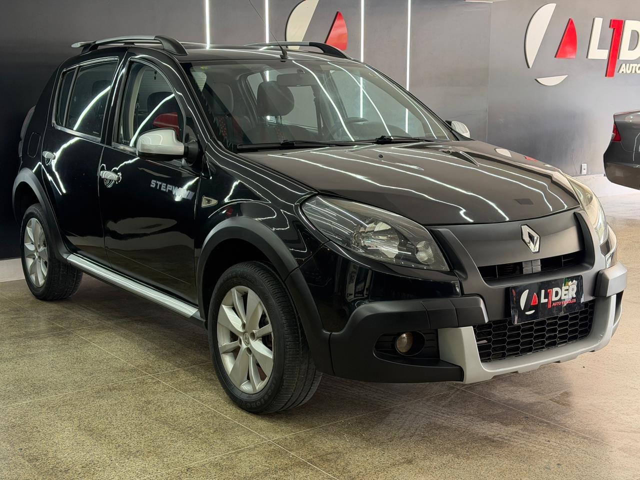 Renault SANDERO 20