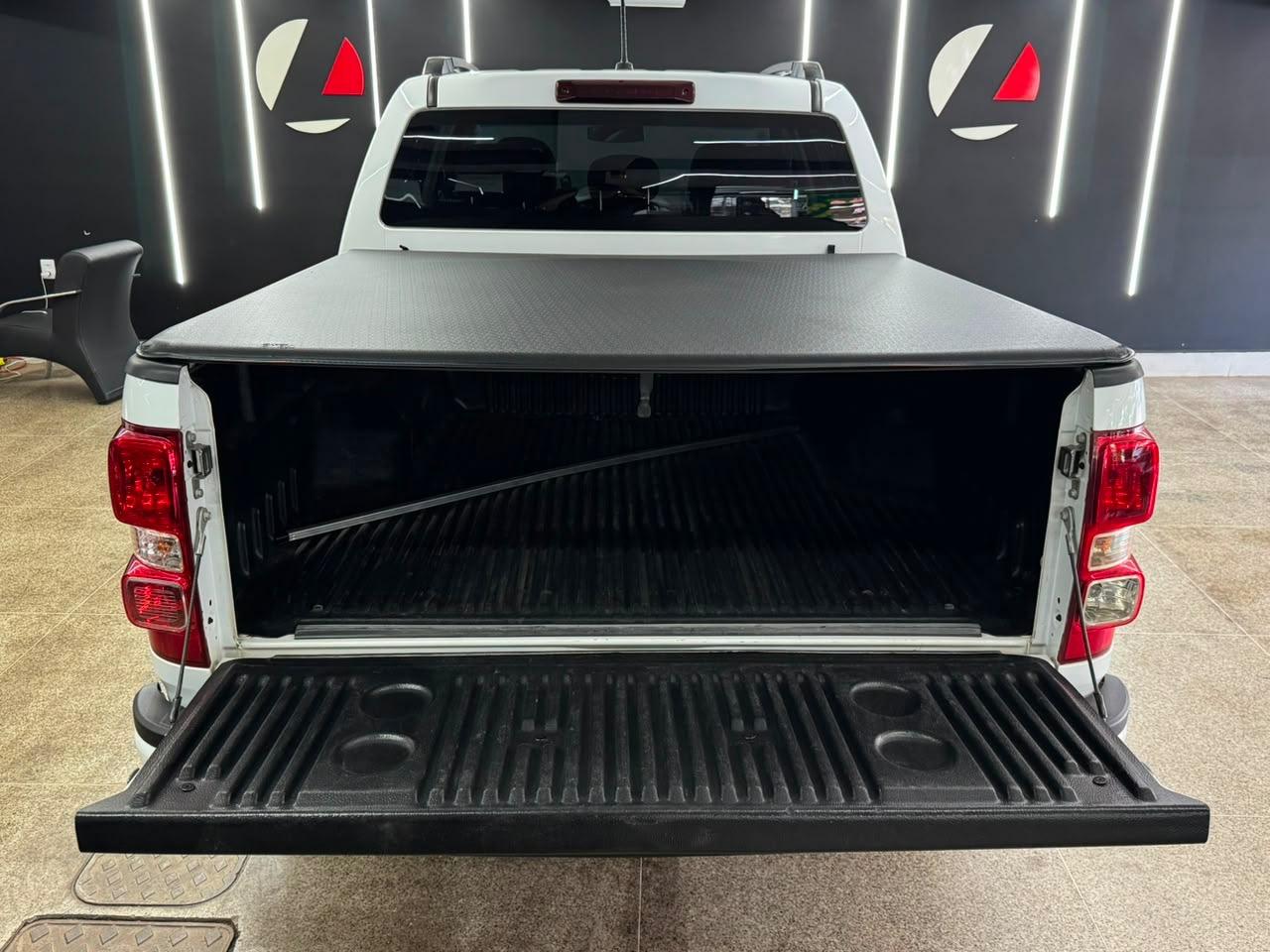 Chevrolet S10 1