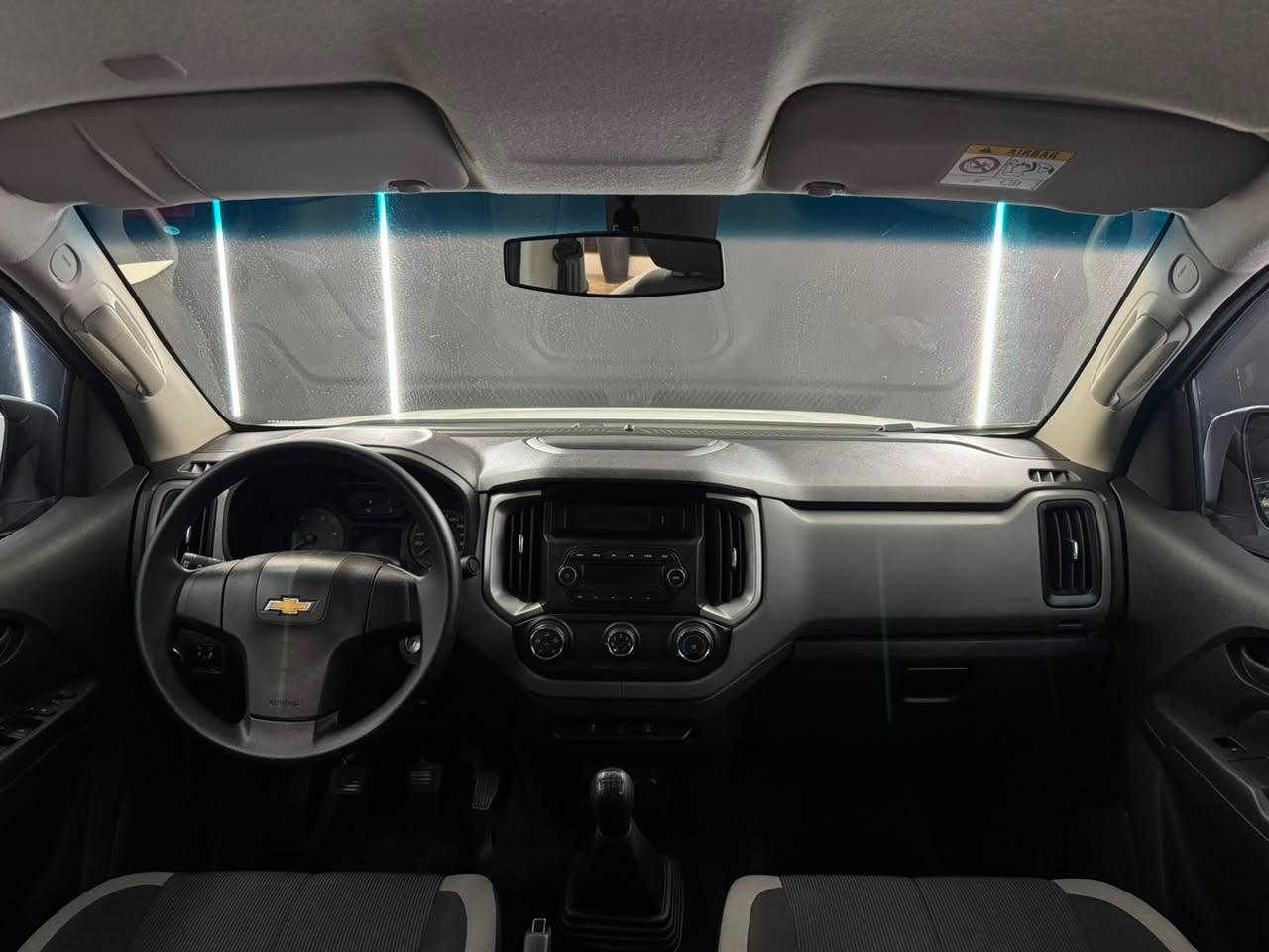 Chevrolet S10 13