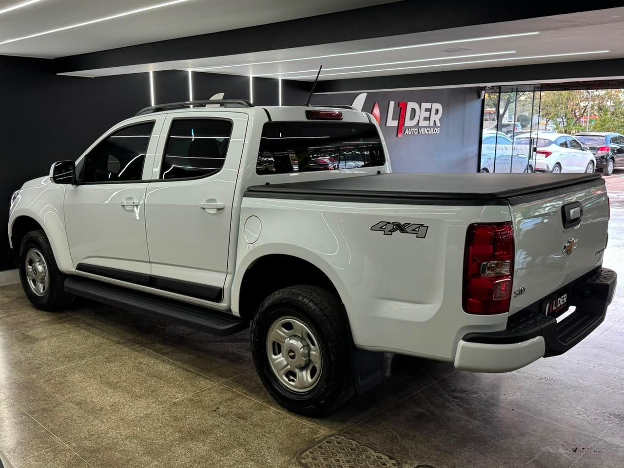 Chevrolet S10 24