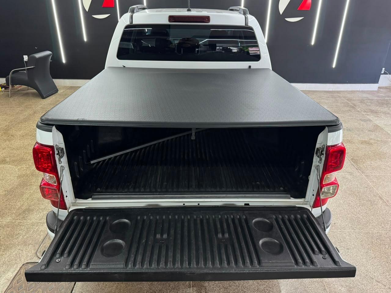 Chevrolet S10 3