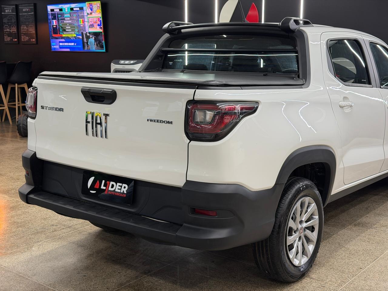 Fiat STRADA 7