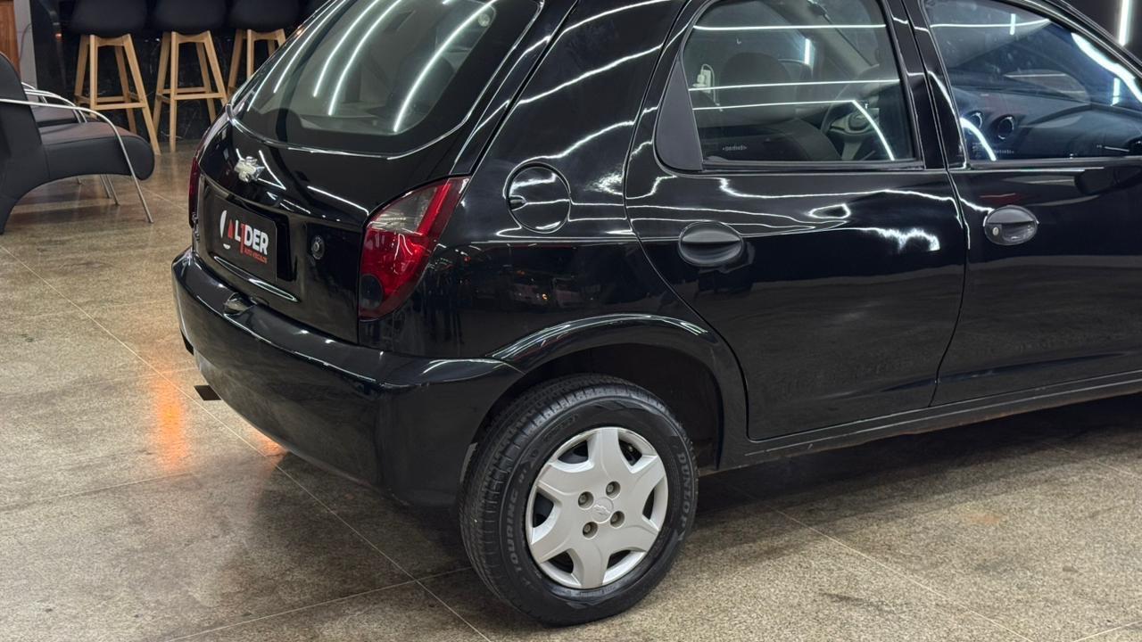 Chevrolet CELTA 11