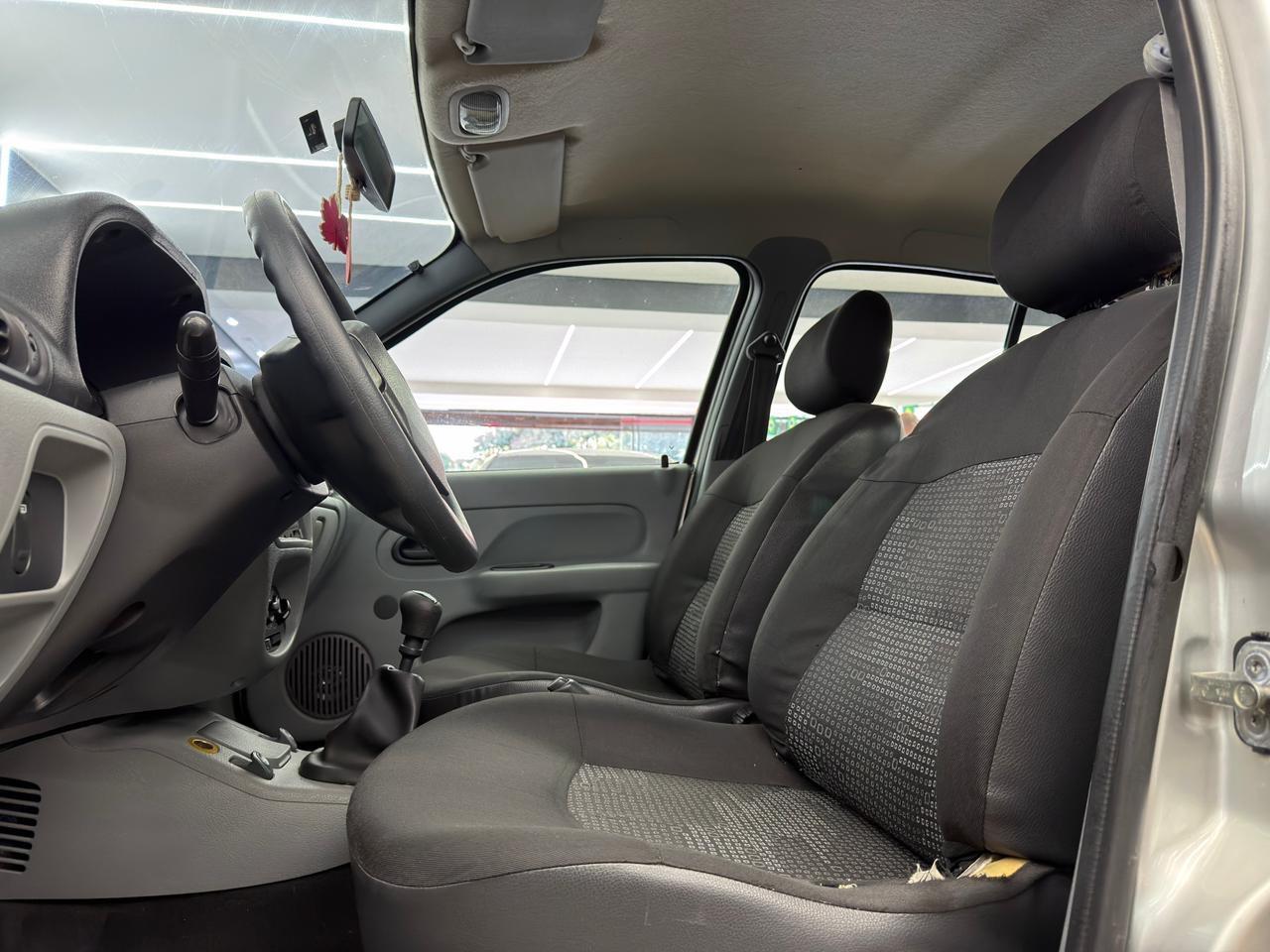 Renault CLIO 18