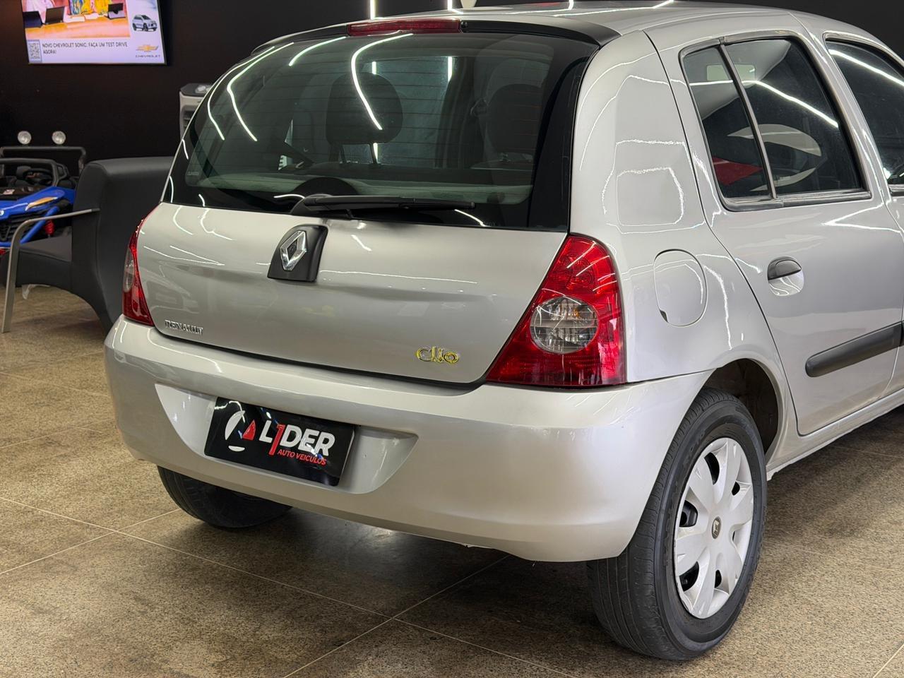 Renault CLIO 9