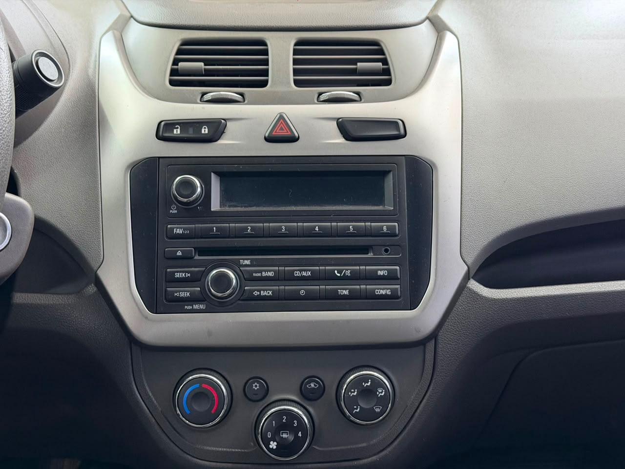 Chevrolet COBALT 3