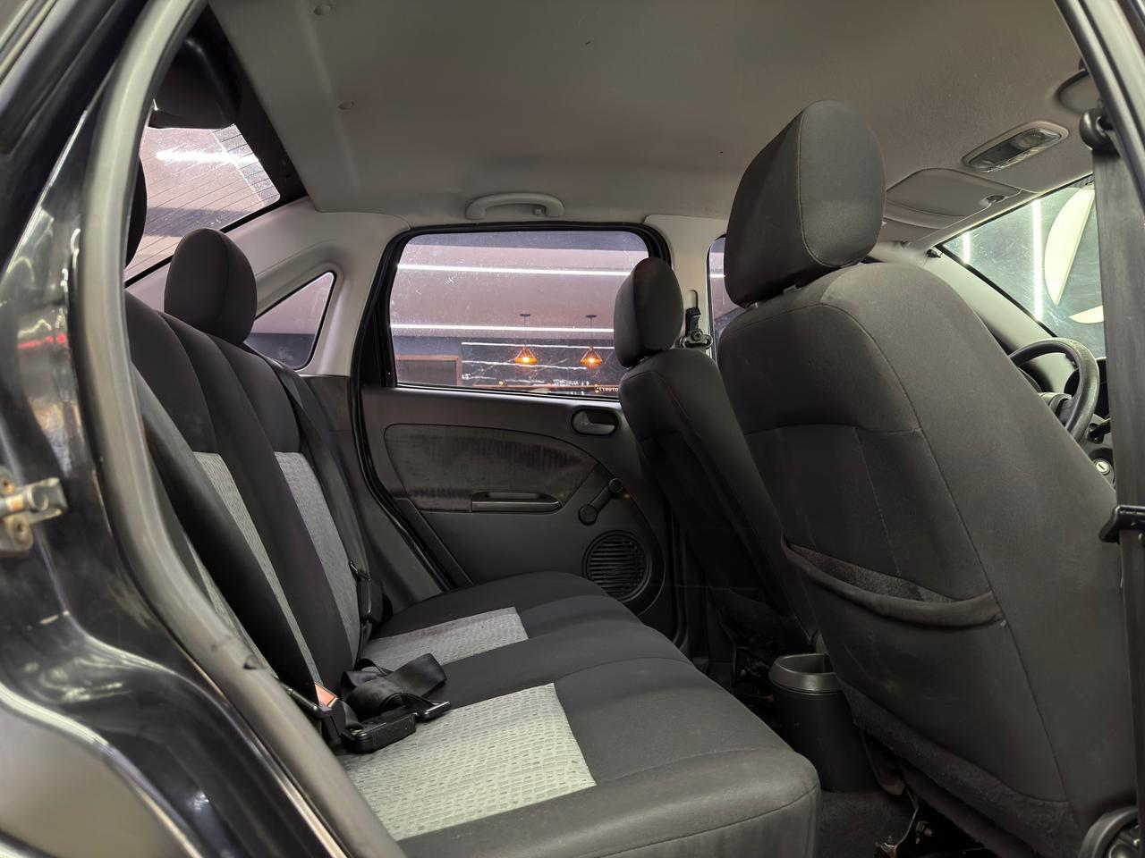 Ford FIESTA 5
