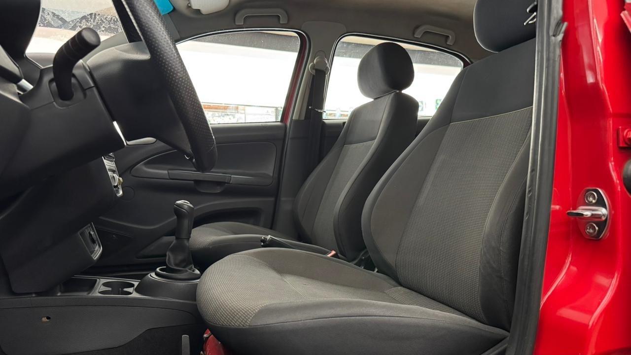 Volkswagen NOVO 15