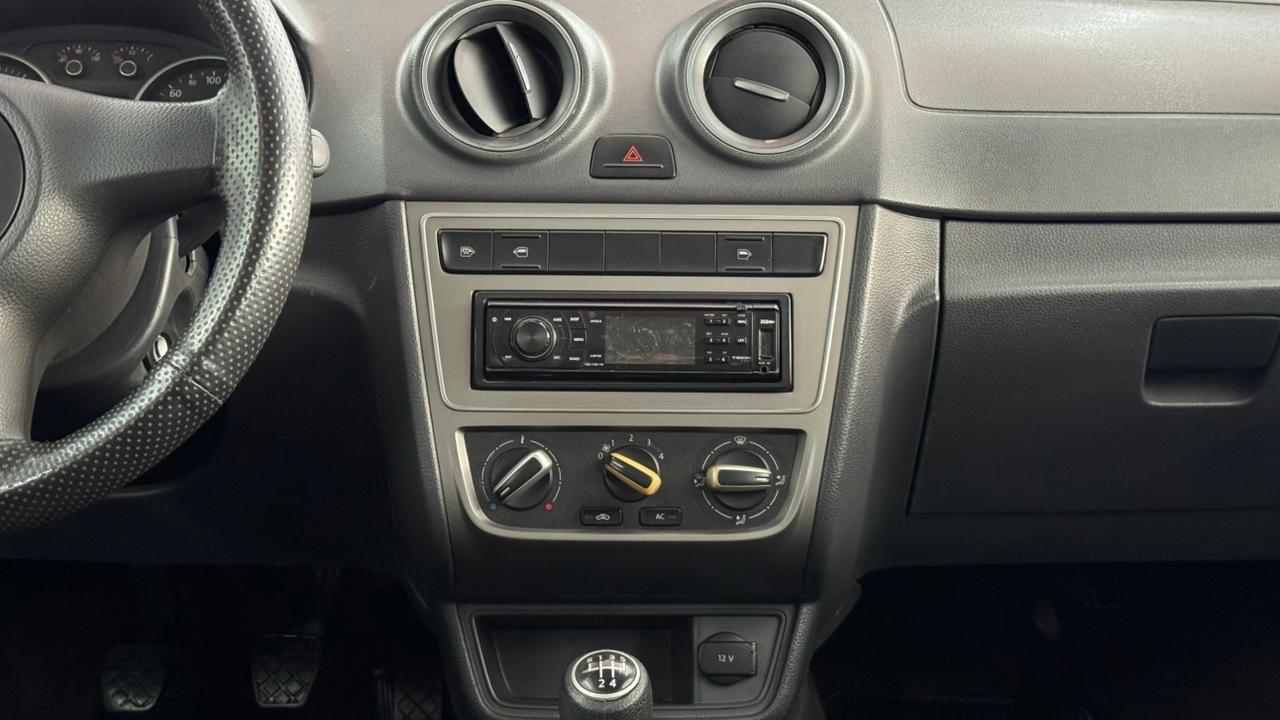 Volkswagen NOVO 17