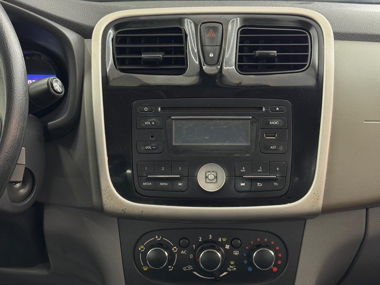 Renault LOGAN 10