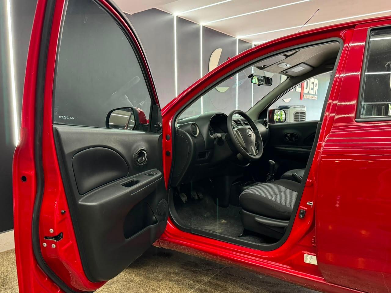 Nissan MARCH 8