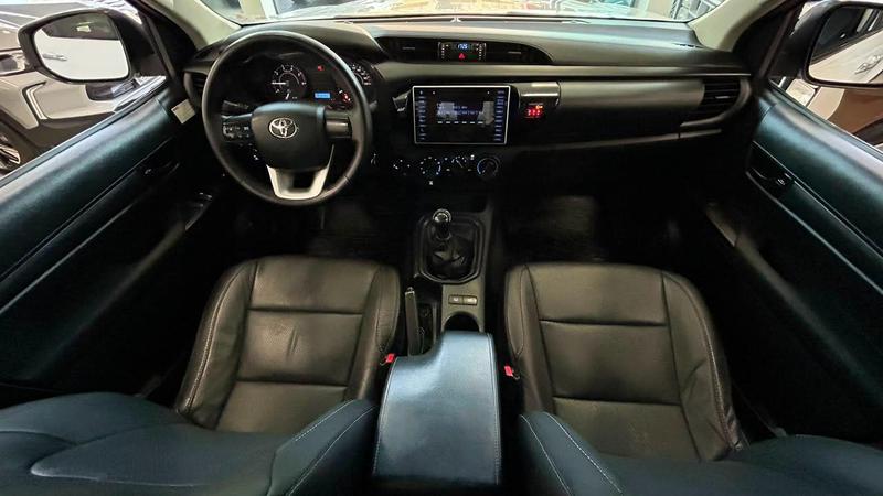 Toyota Hilux Cd 4X4 2.8 Diesel Mec. - foto 16