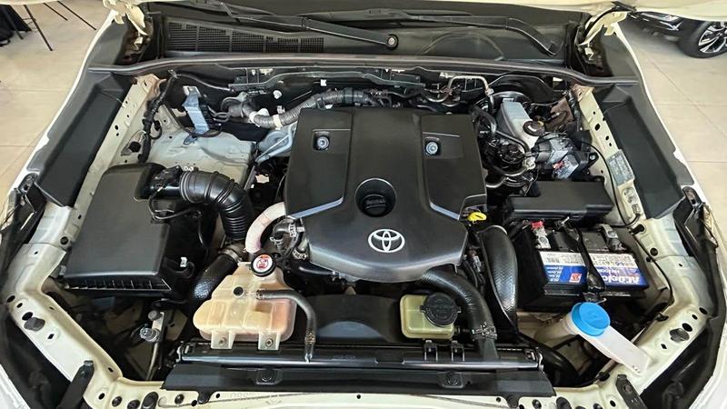 Toyota Hilux Cd 4X4 2.8 Diesel Mec. - foto 3