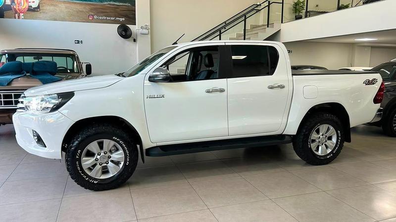 Toyota Hilux Cd 4X4 2.8 Diesel Mec. - foto 5