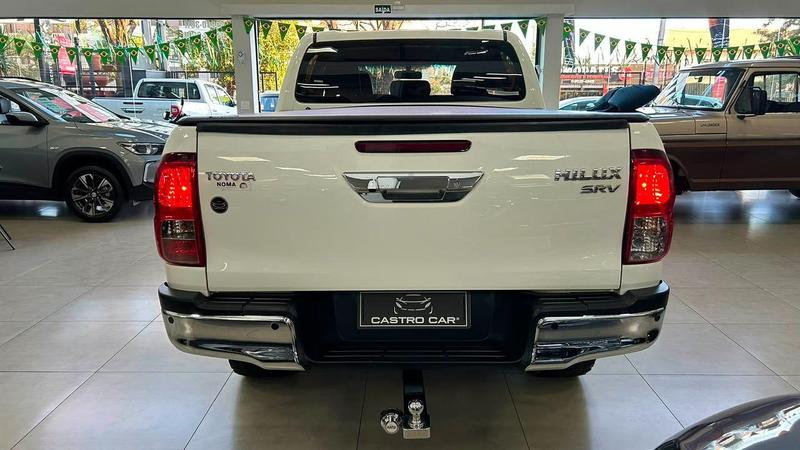 Toyota Hilux Cd 4X4 2.8 Diesel Mec. - foto 8
