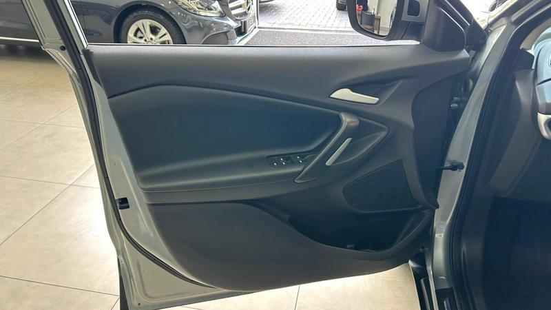 Chevrolet Tracker LTZ 1.0 Turbo 12V Flex Aut. - foto 10
