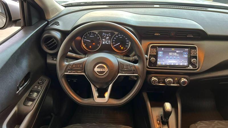Nissan Kicks Sense CVT - foto 15