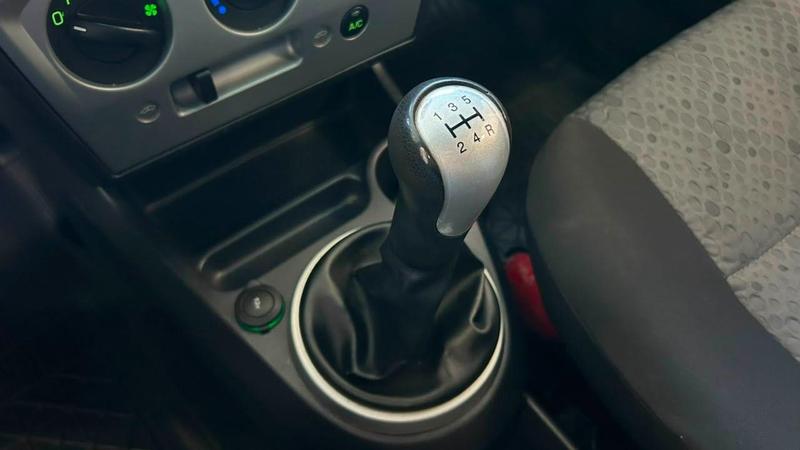 Ford Fiesta 1.6 Flex - foto 17