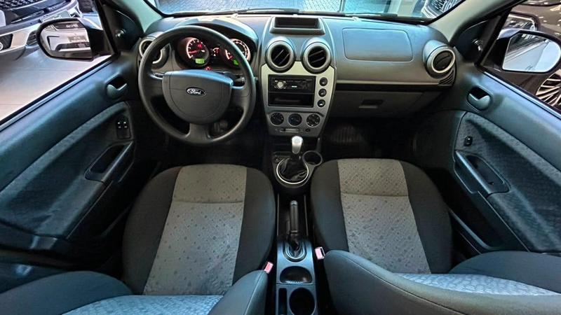 Ford Fiesta 1.6 Flex - foto 14