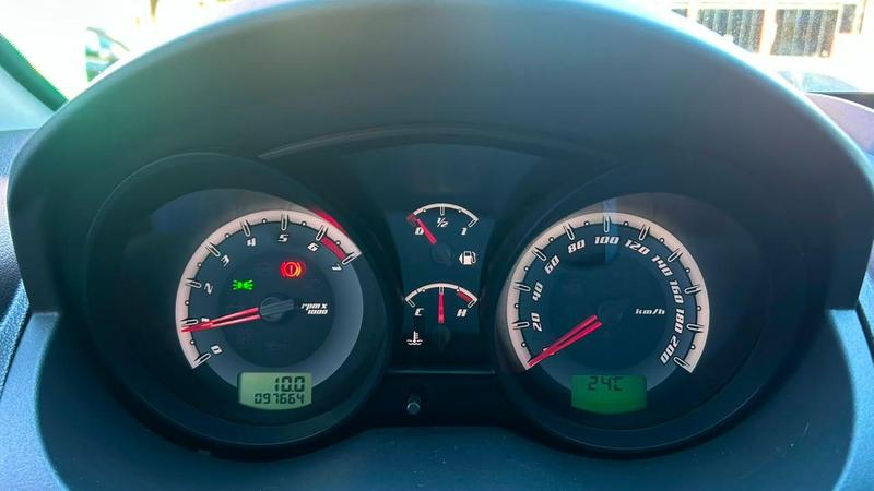 Ford Fiesta 1.6 Flex - foto 16