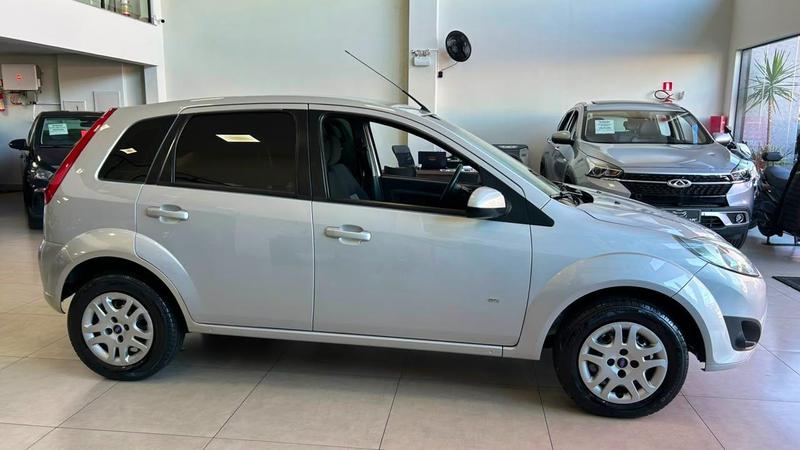 Ford Fiesta 1.6 Flex - foto 4