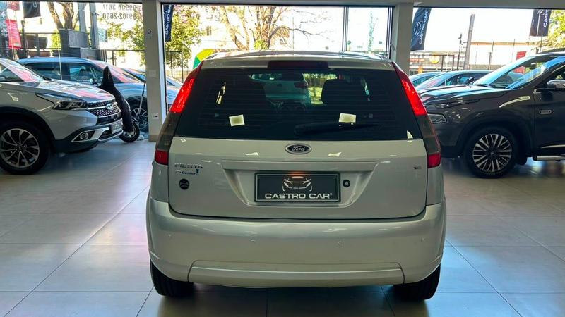 Ford Fiesta 1.6 Flex - foto 8