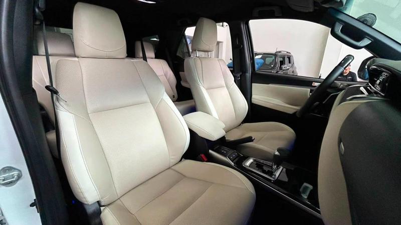 Toyota SW4 Srx 4X4 2.8 TDI 16V Dies. Aut. - foto 12