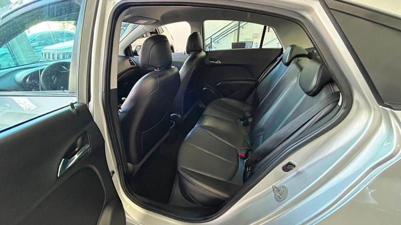 Hyundai HB20S Copa Do Mundo 1.0 Flex 12V Mec. - foto 11