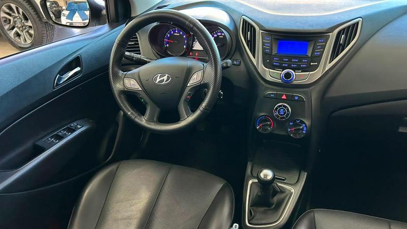 Hyundai HB20S Copa Do Mundo 1.0 Flex 12V Mec. - foto 15