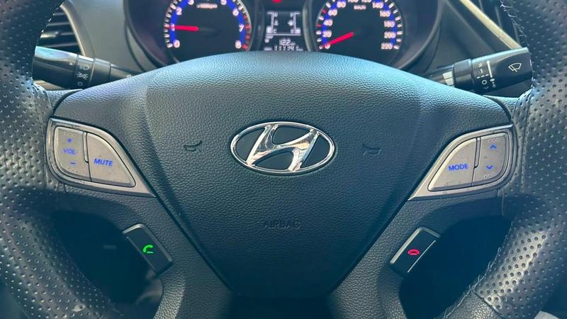 Hyundai HB20S Copa Do Mundo 1.0 Flex 12V Mec. - foto 16