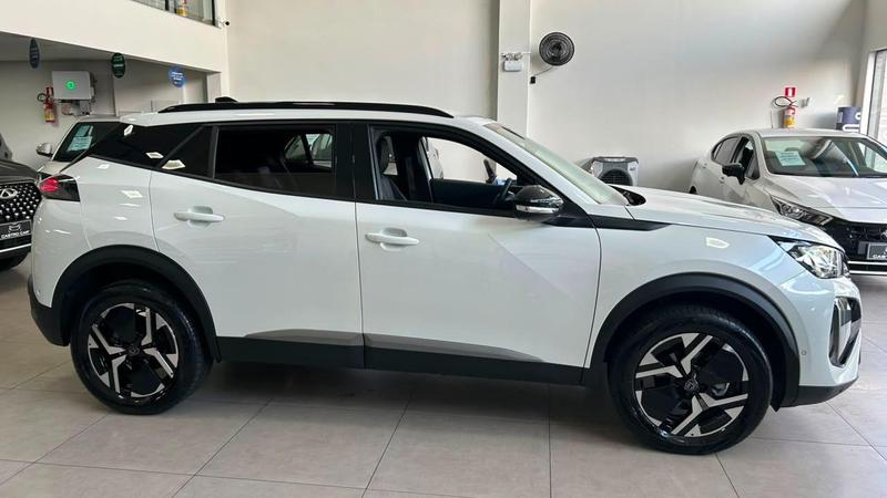 Peugeot 2008 Active 1.0 Turbo Flex 5P Aut. - foto 4