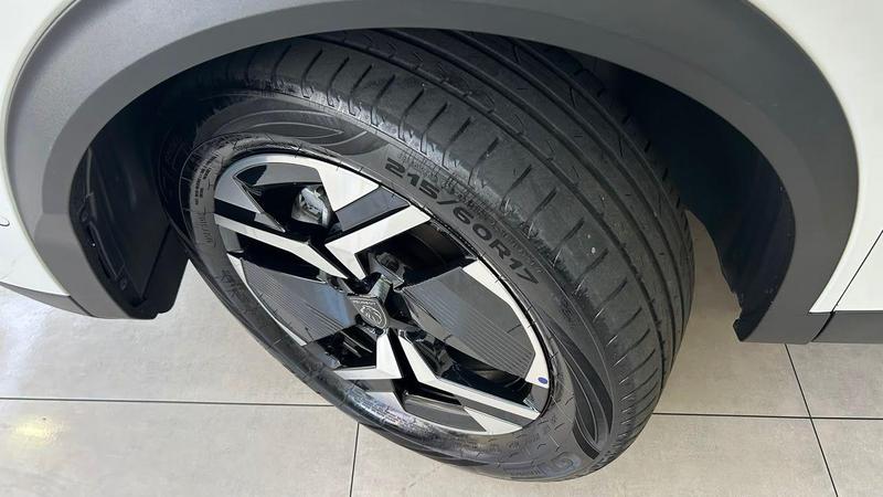 Peugeot 2008 Active 1.0 Turbo Flex 5P Aut. - foto 9