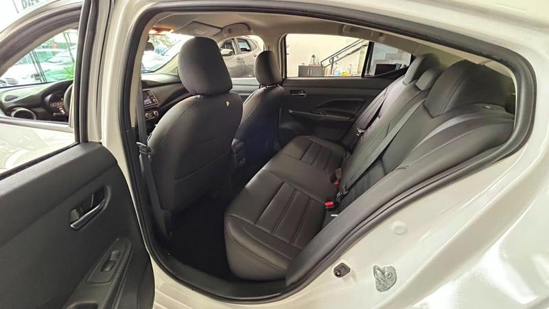Nissan Versa Sr 1.6 16V Flex Automático - foto 11