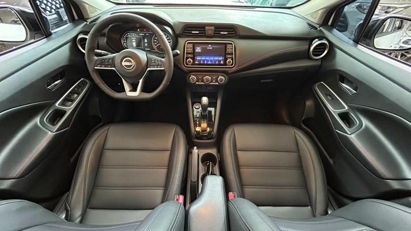 Nissan Versa Sr 1.6 16V Flex Automático - foto 14