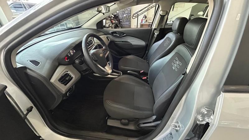 Chevrolet Onix 14at LT - foto 11