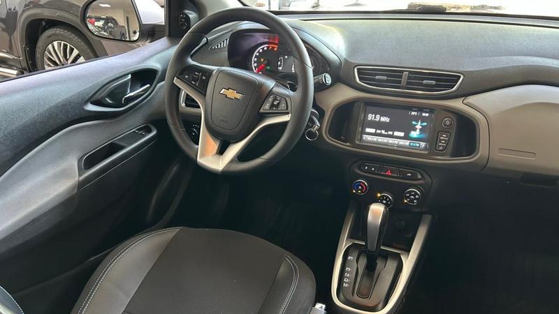 Chevrolet Onix 14at LT - foto 16