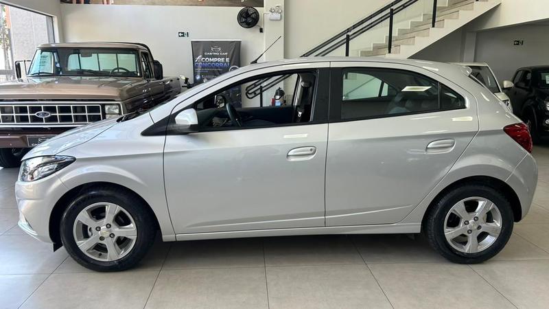 Chevrolet Onix 14at LT - foto 5