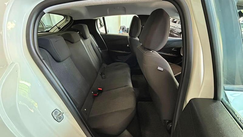 Peugeot 208 Active - foto 6