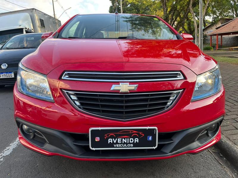 Chevrolet Onix Hatch Ls 1.0 8V Flexpower 5P Mec. - foto 3