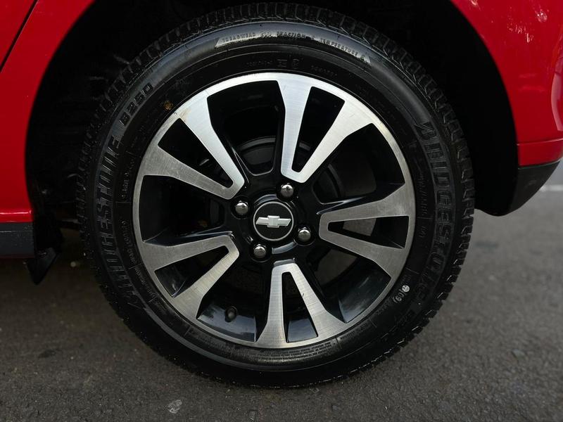 Chevrolet Onix Hatch Ls 1.0 8V Flexpower 5P Mec. - foto 13
