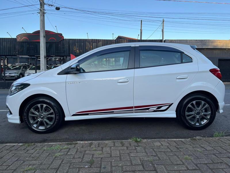 Chevrolet Onix 14mt Eff - foto 6