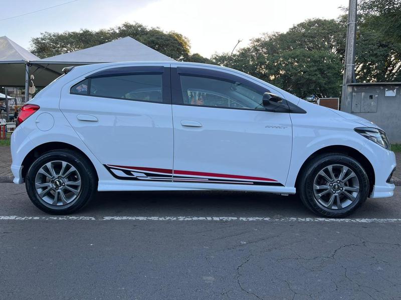 Chevrolet Onix 14mt Eff - foto 5